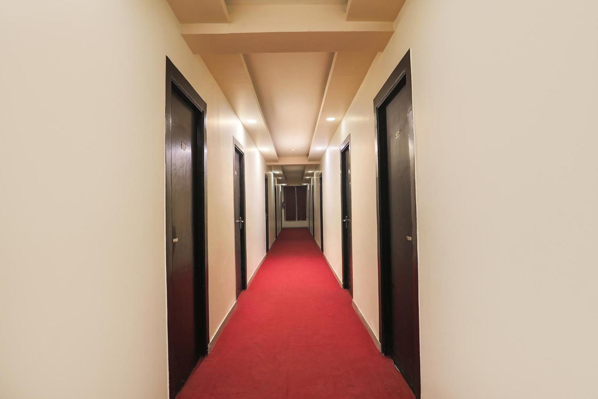 Fabhotel The Diamond Ghaziabad Bagian luar foto