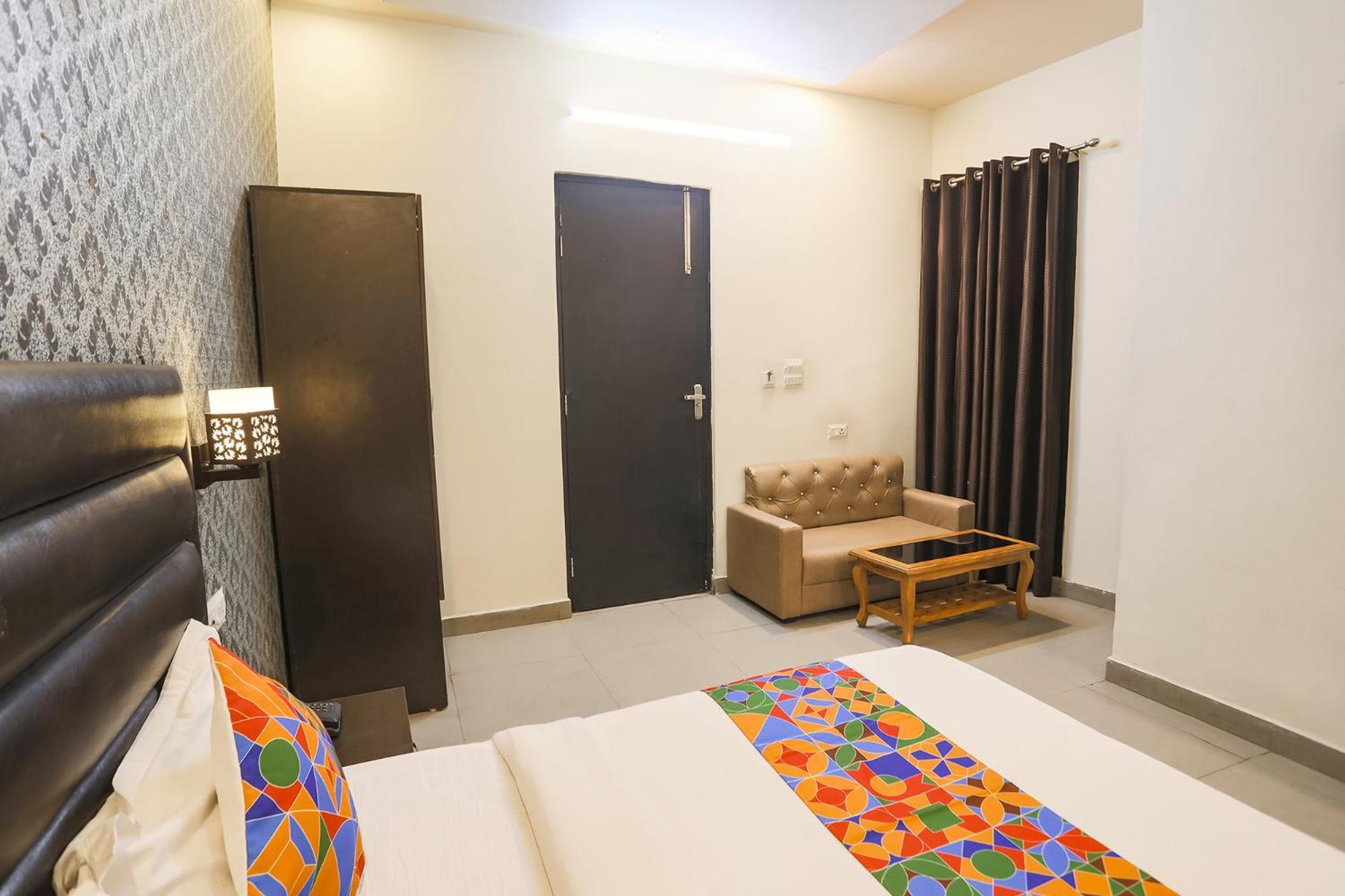Fabhotel The Diamond Ghaziabad Bagian luar foto