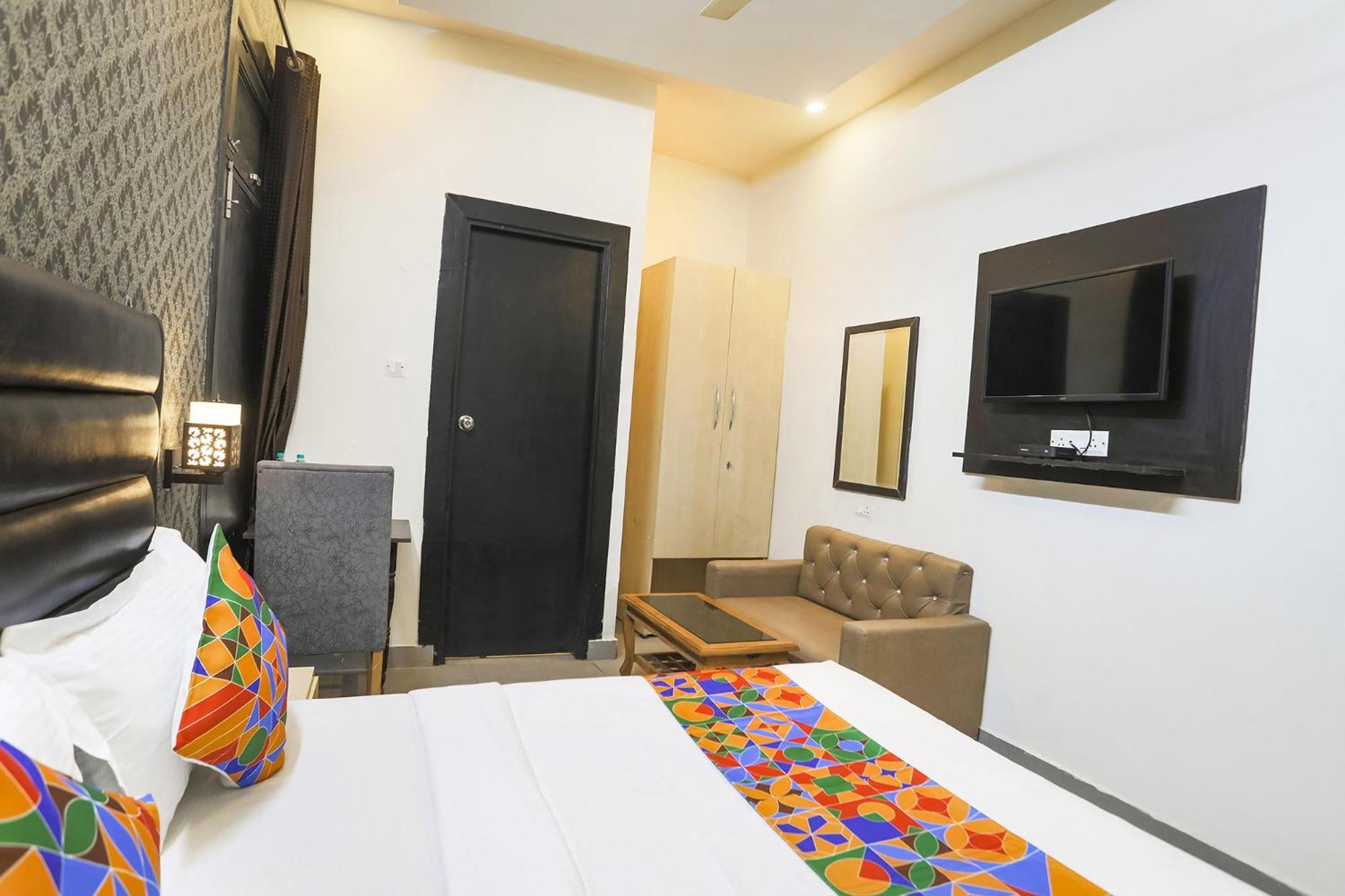 Fabhotel The Diamond Ghaziabad Bagian luar foto